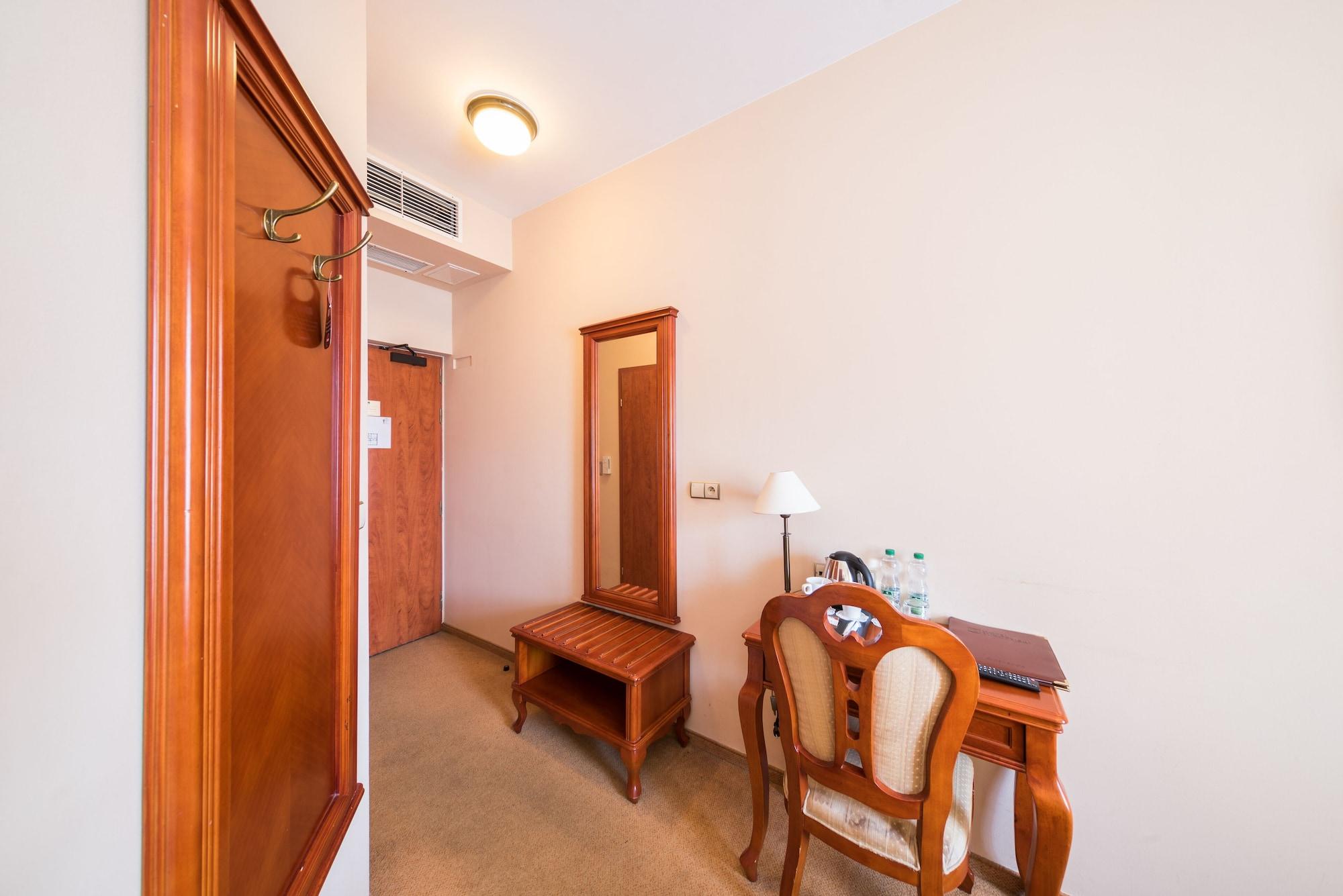 Hotel Europejski Wroclaw Centrum Экстерьер фото
